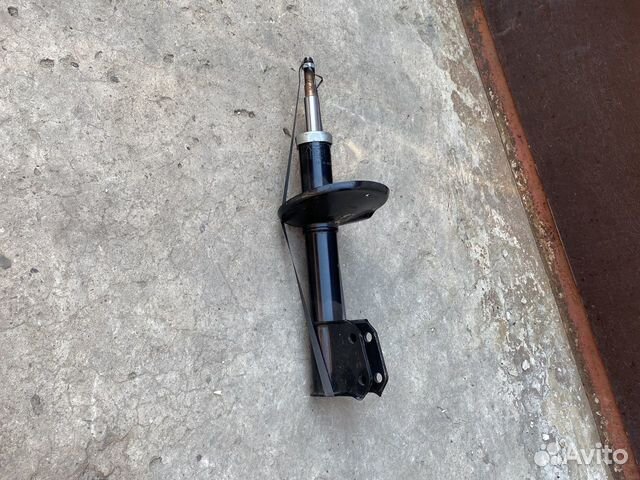 Стойка передняя renault symbol1/ clio 1998-05