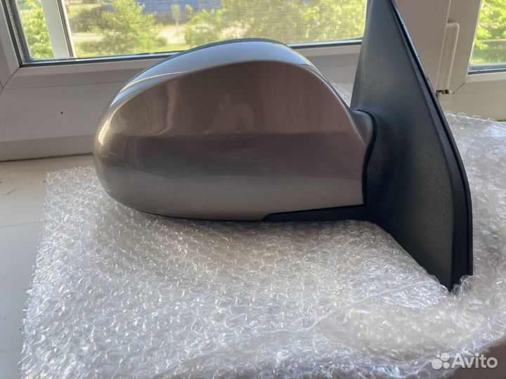 Боковое зеркало на kia