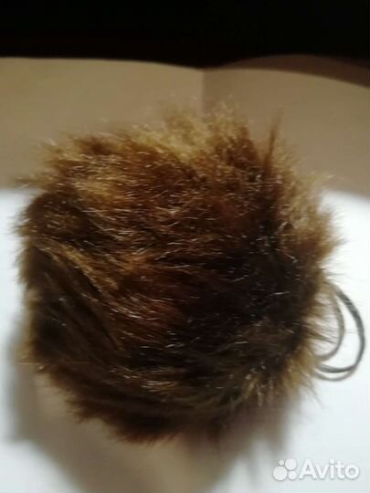 Меховые помпоны