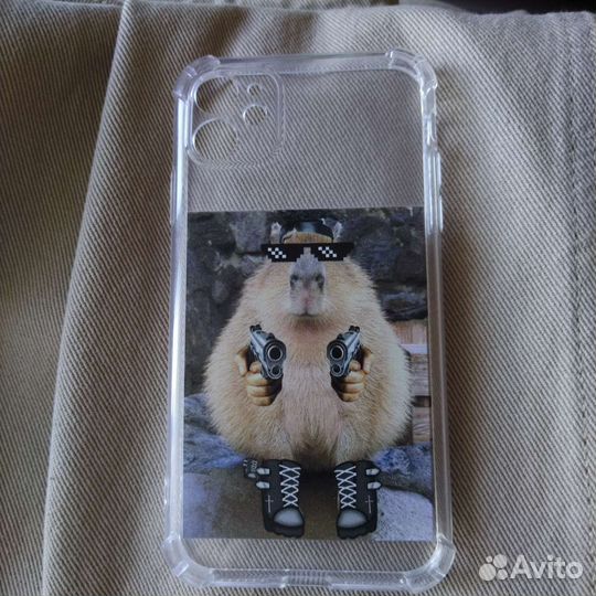 Чехол на iPhone 11 прозрачный с капибарой
