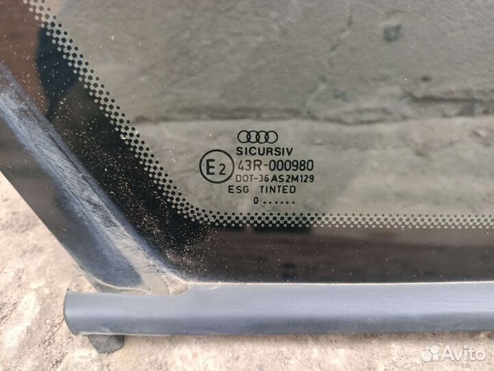 Задняя форточка Audi A6 C5. Седан