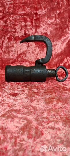 Старинный амбарный замок