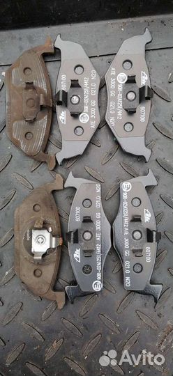 Тормозные колодки передние Skoda Fabia 1