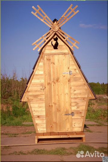 Уличный туалет с установкой