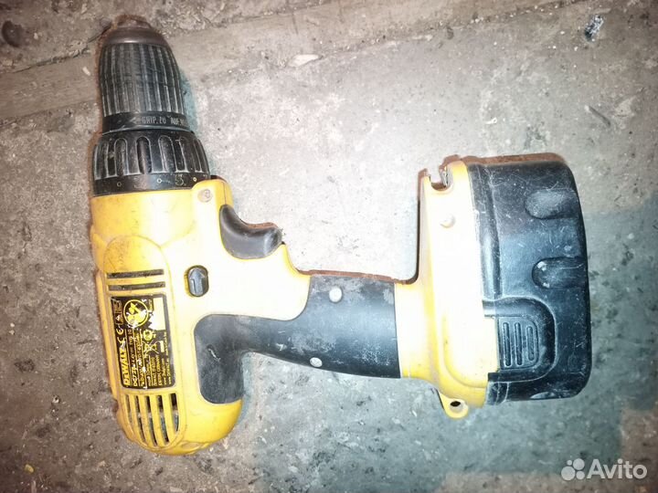 Дрель шуруповерт