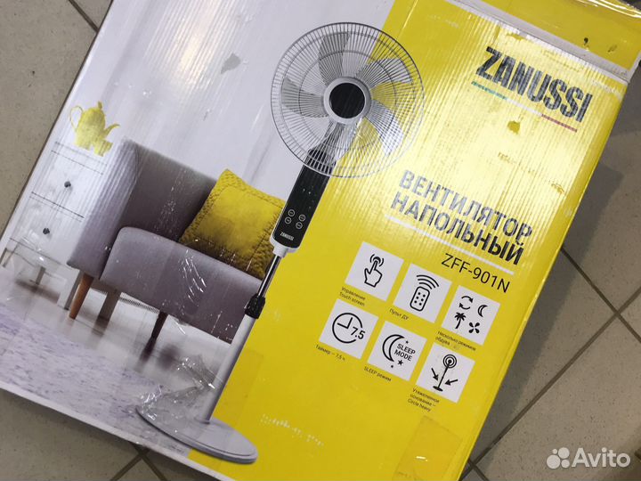 Вентилятор напольный Zanussi, с пультом, новый