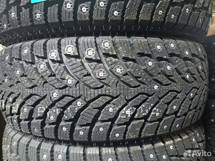 Landspider Arctictraxx 225/60 R18 104T