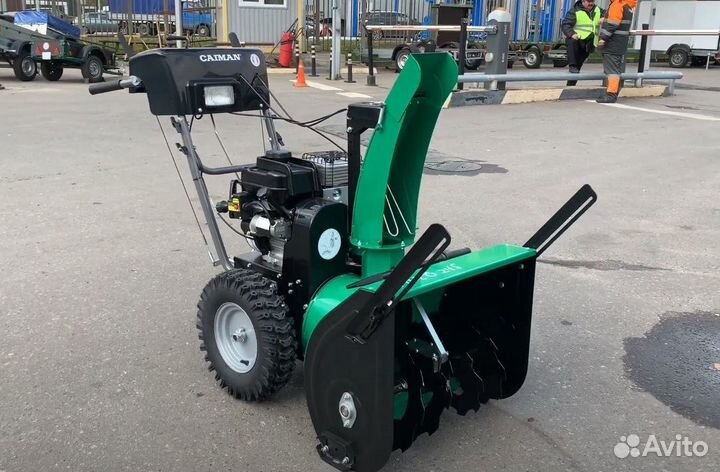 Caiman Кайман 24C valto Снегоуборщик Витрина 8 лс