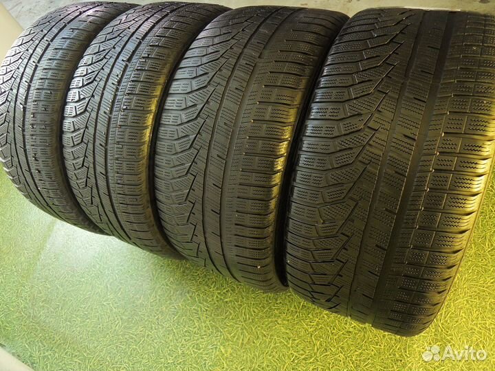 Hankook Winter I'Cept Evo2 W320 265/40 R21 и 295/35 R21