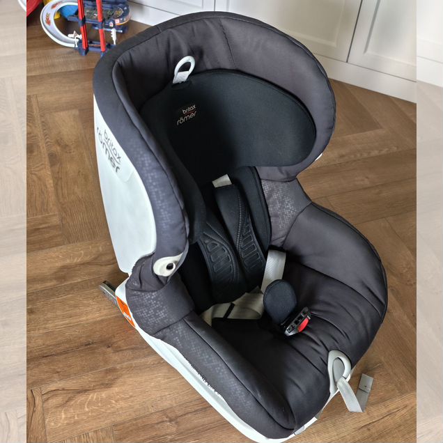 Детское автокресло Britax Römer исофикс