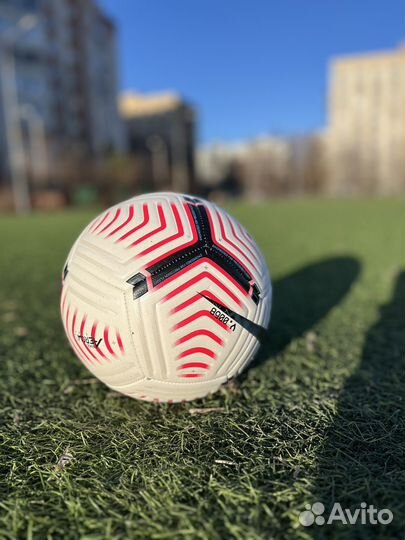 Футбольный мяч Nike