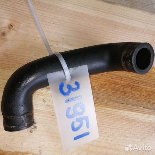 Трубка вентиляции картерных газов Ford Focus 2