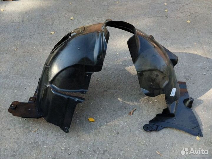 Подкрылок Mercedes A W176 2012-2015