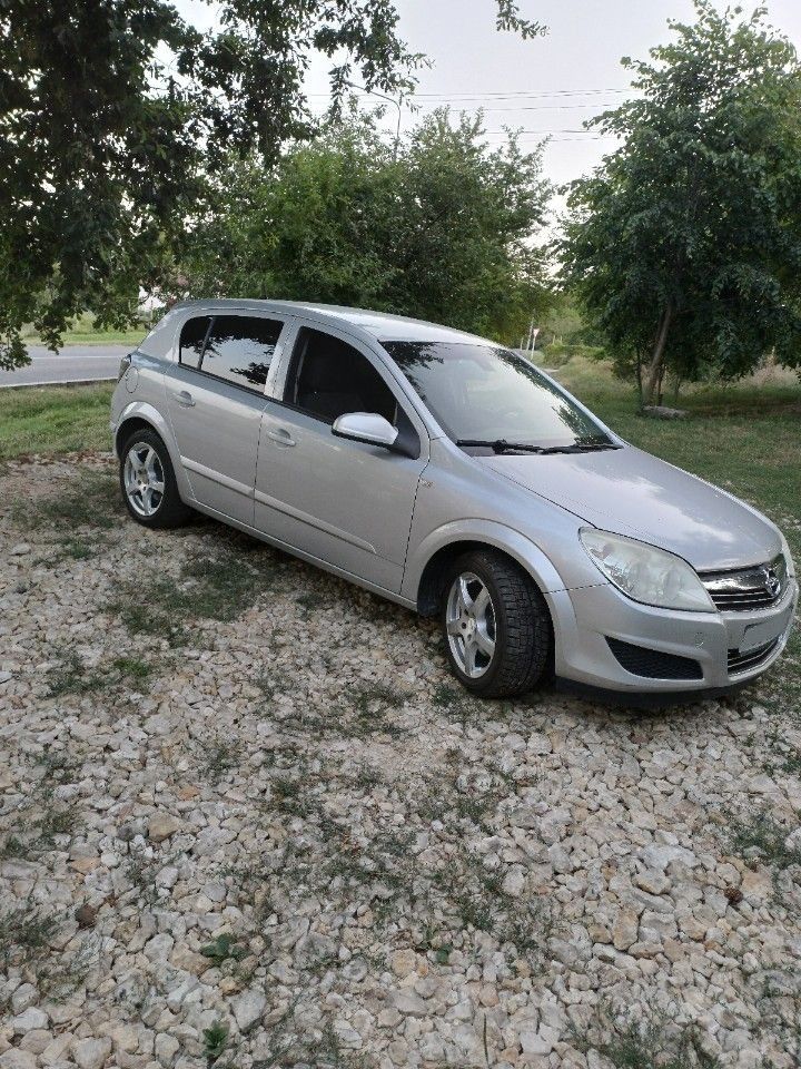 Opel Astra: фото владельца
