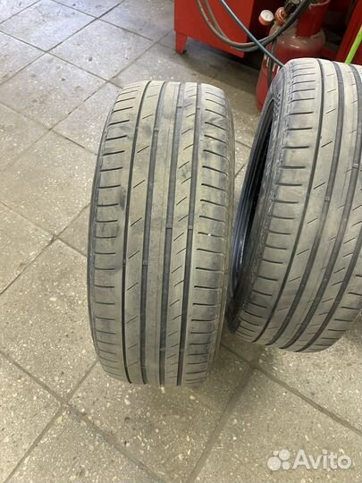 Kumho Ecsta PS71 235/55 R19