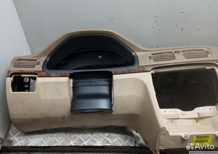 Панель приборов Volvo S80