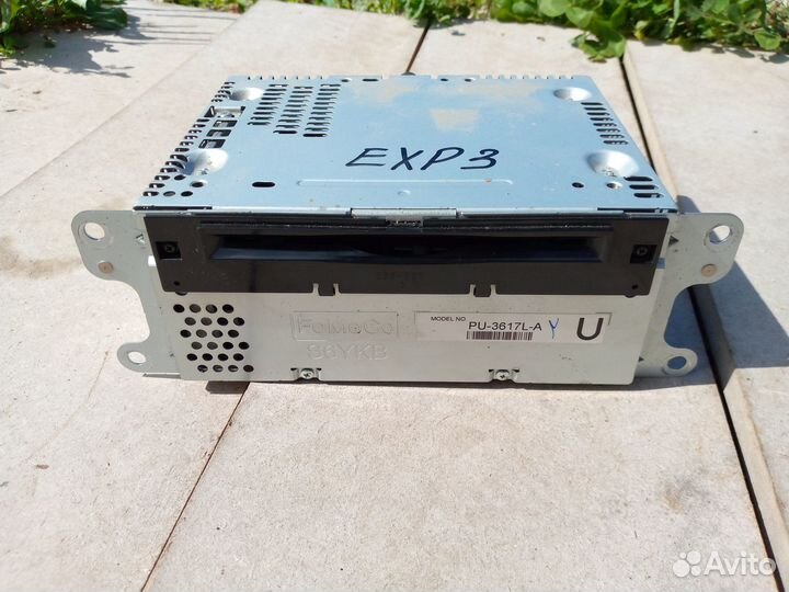 Блок магнитолы Ford Explorer 5