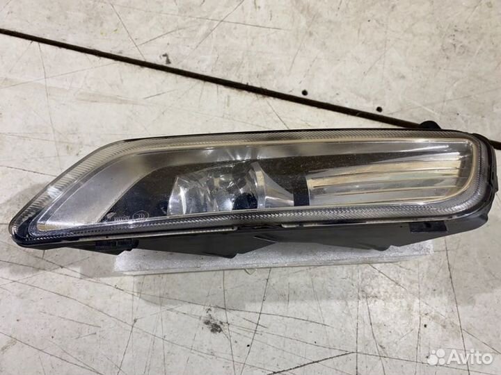 Птф передний Volkswagen Passat B7 2011-2015