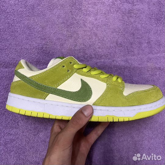 Nike sb dunk low green apple