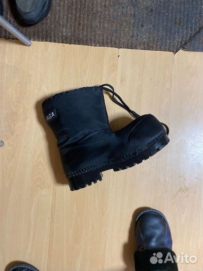 Balenciaga alaska boots на руках