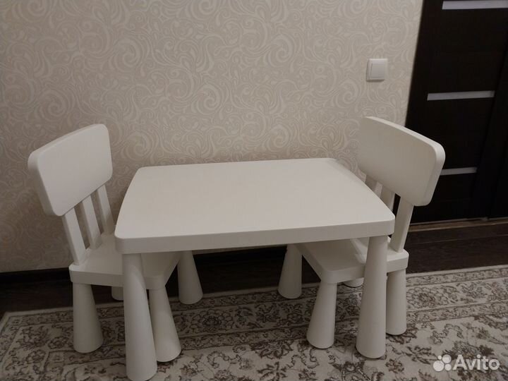 Детский стол и 2 стула икеа маммут, белый