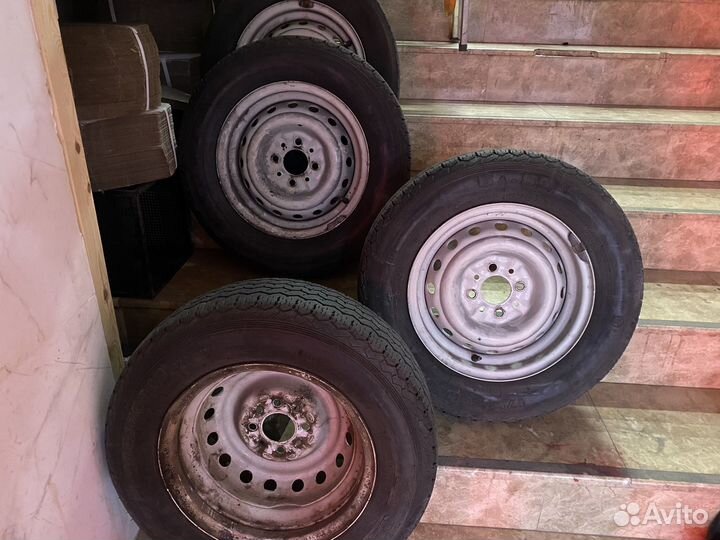 R13 Шины СССР БЛ-85 175/70, PCD 4x98 DIA 58.6