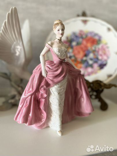 Винтаж из Англии. Статуэтки Coalport Royal Doulton