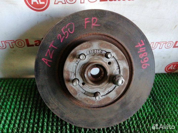 Ступица передняя правая Toyota Avensis AZT250