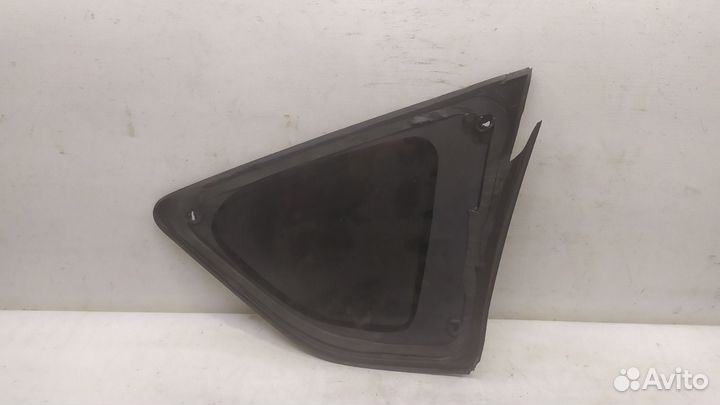 Стекло кузова заднее левое Toyota Rav4 XA40