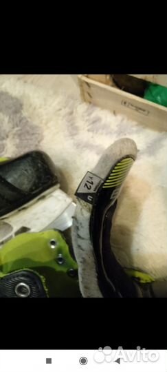 Хоккейные коньки вратаря