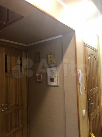 2-к. квартира, 42 м², 1/5 эт.