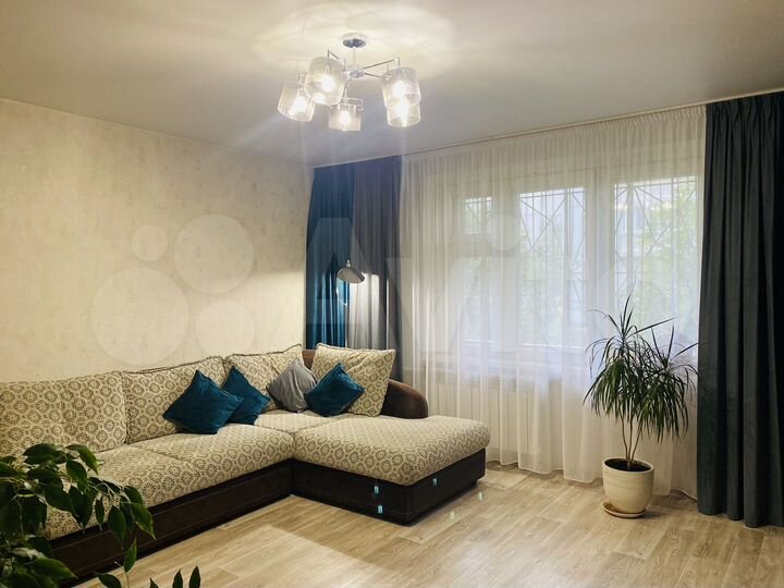 3-к. квартира, 66,4 м², 1/9 эт.