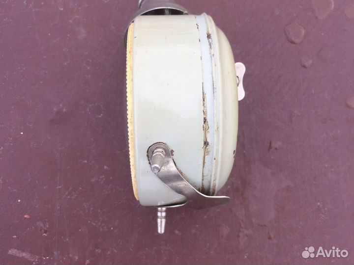 Часы механические СССР Будильник