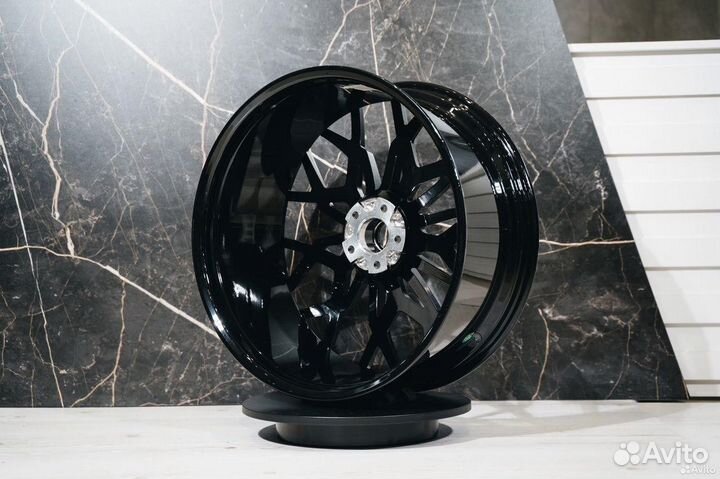 Кованные диски R22 Mercedes-Benz Marco Polo