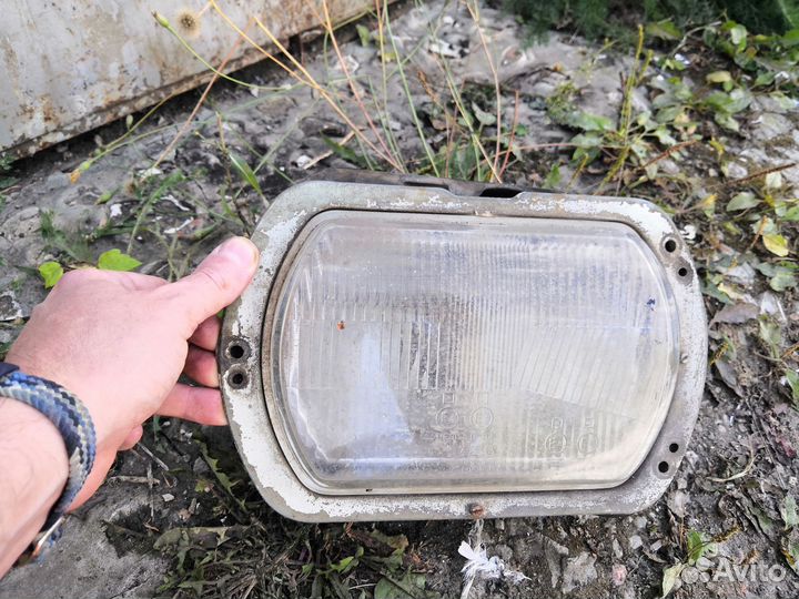 Фара москвич 2140