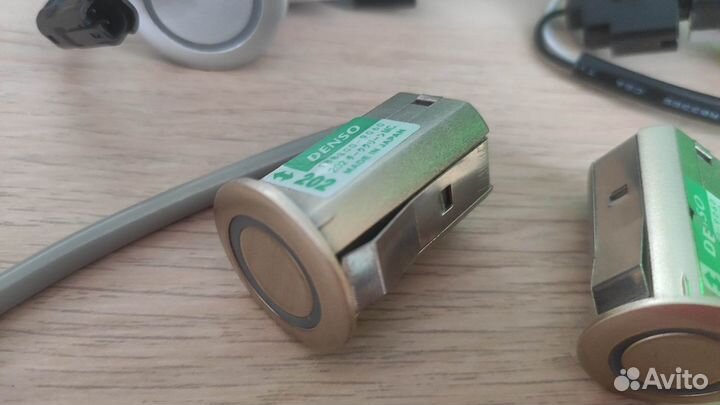 Датчик парковки на Toyota Camry, Prado, Lexus RX