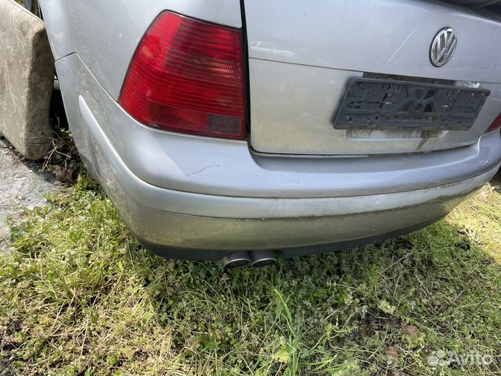Фольцваген джетта задний бампер