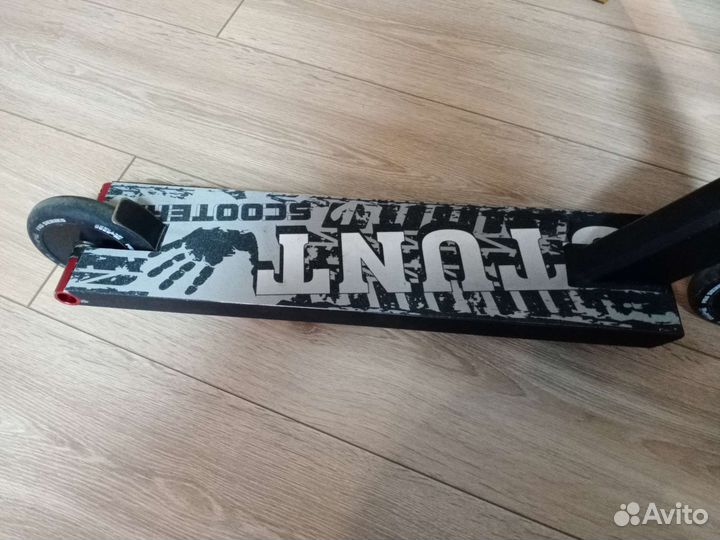 Трюковой самокат