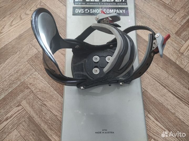 Сноуборд bond