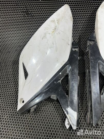 Задние боковины Suzuki RM-Z 250 2010-2018