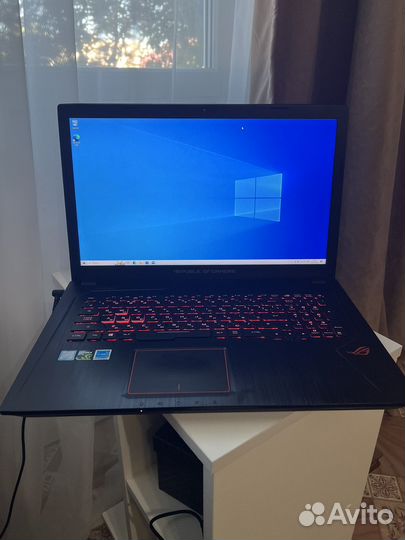 Ноутбук asus rog strix