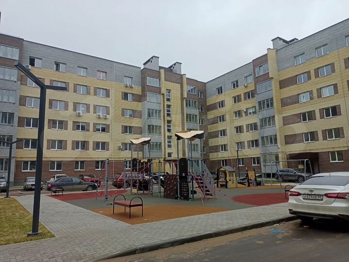 2-к. квартира, 81,2 м², 1/6 эт.