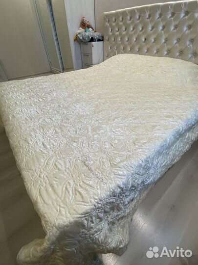 Покрывало на 2 х спальную кровать