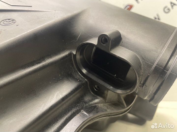 Корпус воздушного фильтра левый Bmw F01 F02 F10