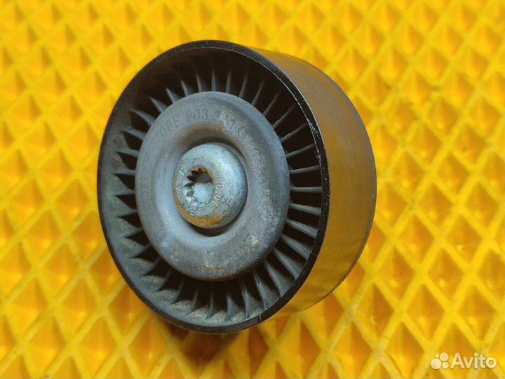 Ролик обводной навесного оборудования Audi A6 C7