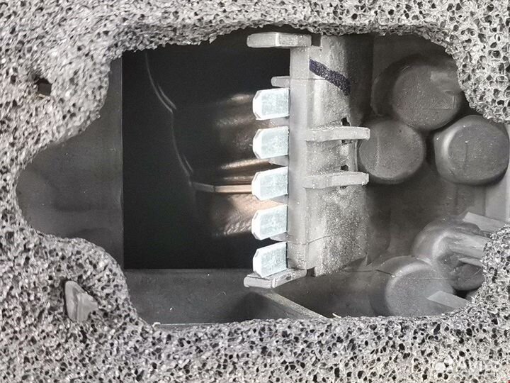 Фонарь задний для Opel Meriva A 13196001