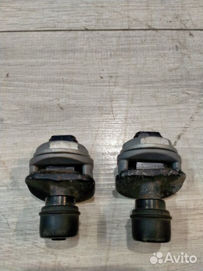 Отбойник двери задний Bmw X5 E53 4.4I M62 03/2001