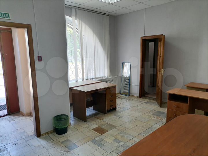 Помещение под офис, торговое помещение, 65 м²