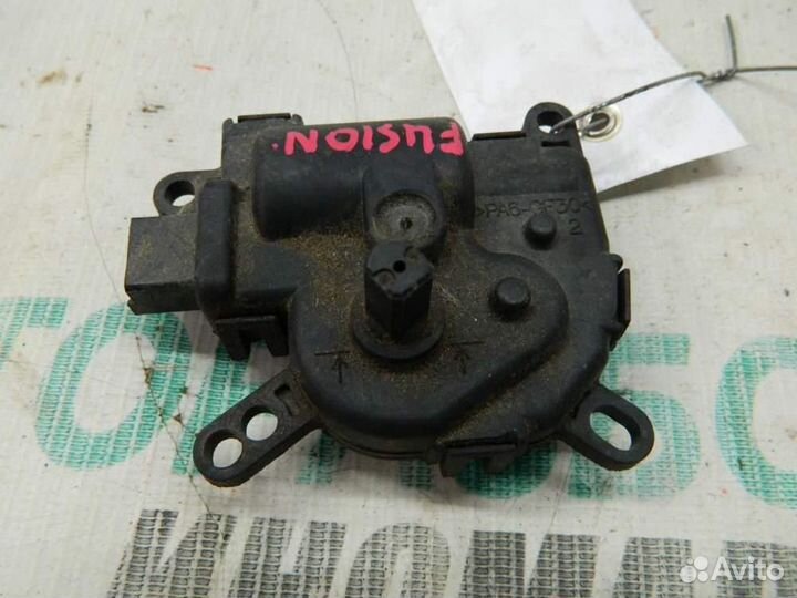 Моторчик заслонки печки для Ford Fusion 2002-2012