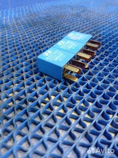 Реле Hyundai Accent седан G4EB 2006